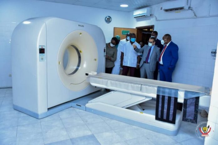 le-scanner-et-lI.R.M-remis-en-service-aux-Cliniques-Ngaliema-avec-le-concours-de-Sama-Lukonde-768x512