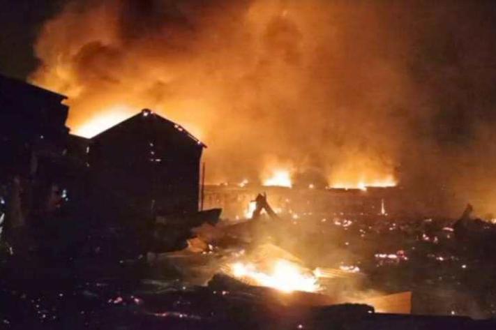 incendie grand marche bakwa dianga de mbuji mayi 23 jpeg 711 473 1.jpeg