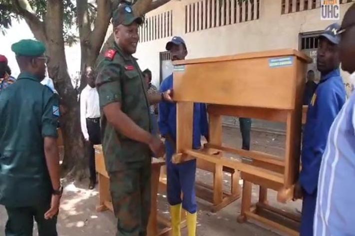 service national remise des bancs pupitres aux ecoles de mbuji mayi 05 mars 2025 jpg 711 473 1