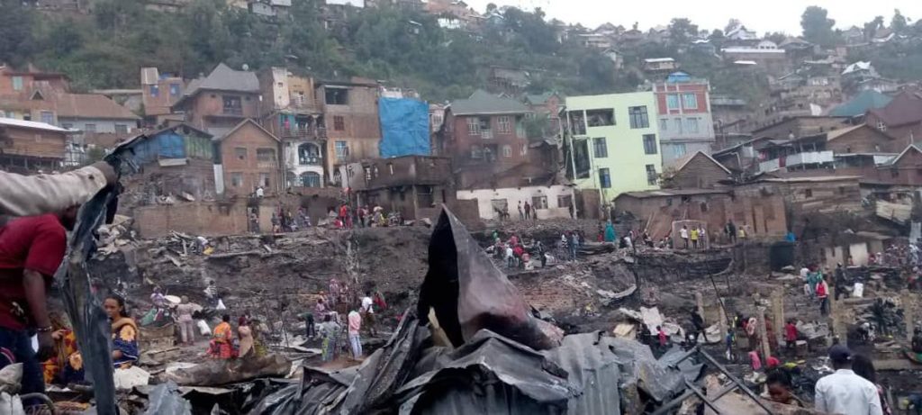 Au moins 13 décès, plusieurs biens calcinés et maisons emportées dans un accident à Bukavu 20230604133745091233 whatsapp image 2023 06 04 at 12.16.31